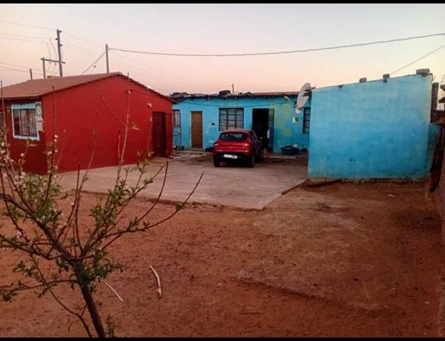 2 BEDROOM HOUSE FOR SALE IN MOHLAKENG